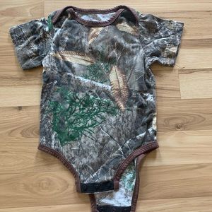 Kings camo onesie and overalls